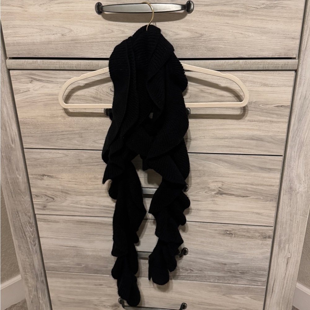 Elegant Black Ruffled Scarf